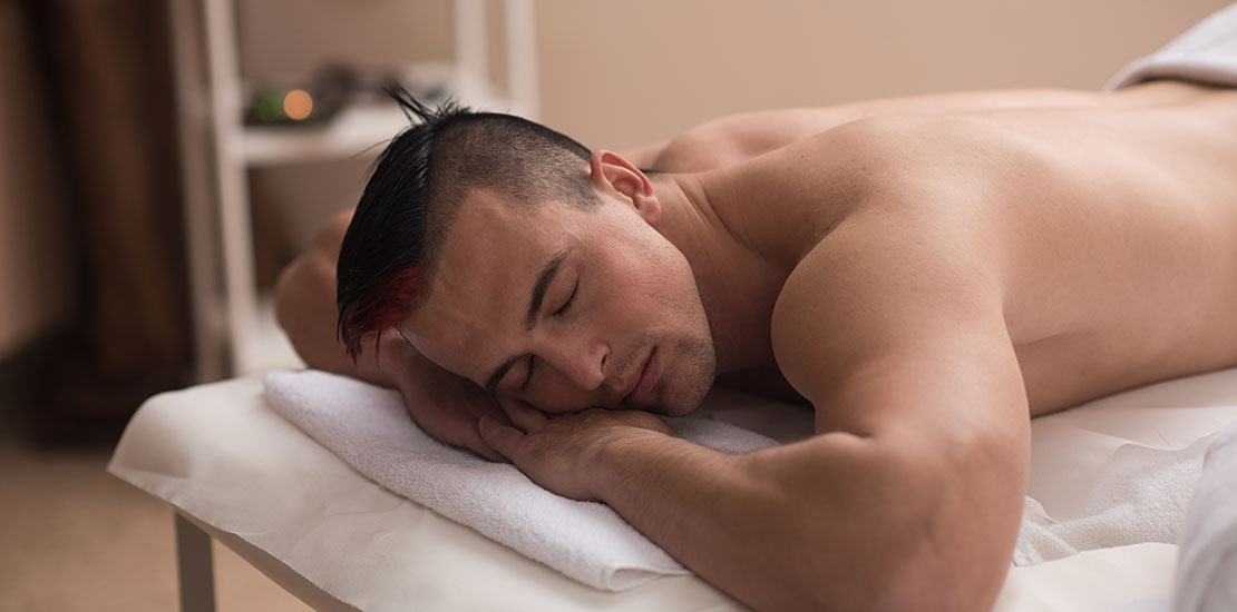 Survol des techniques de massage pour homme 