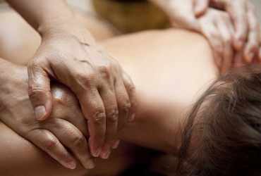 Prenez soin de vous avec le massage à 4 mains à Paris
